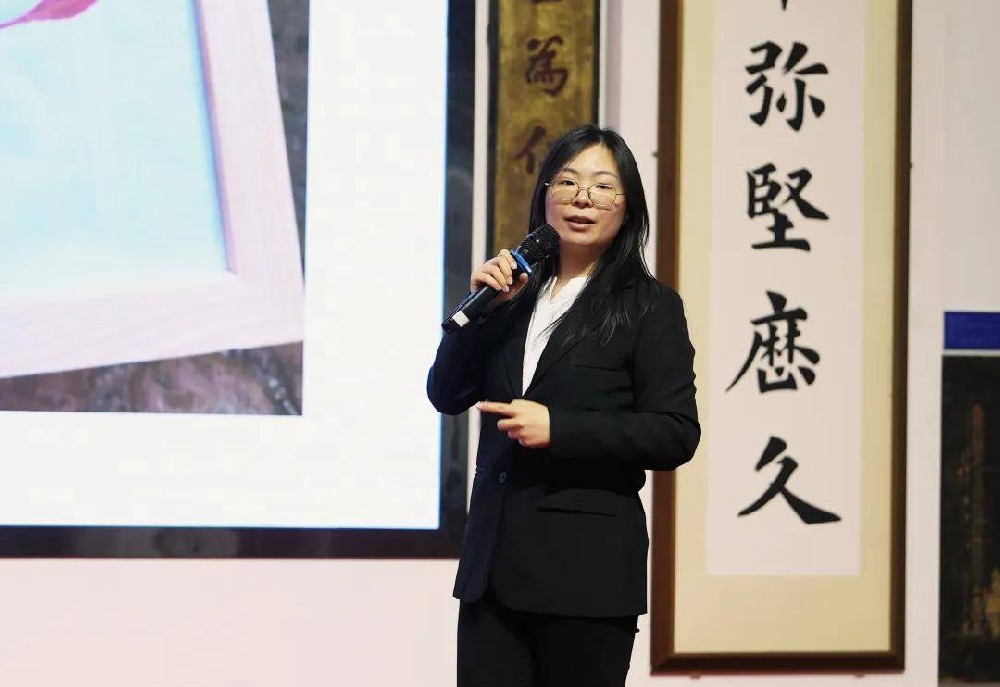 四月芳菲 · 印记自然|王四营乡党群服务中心植物拓印体验活动
