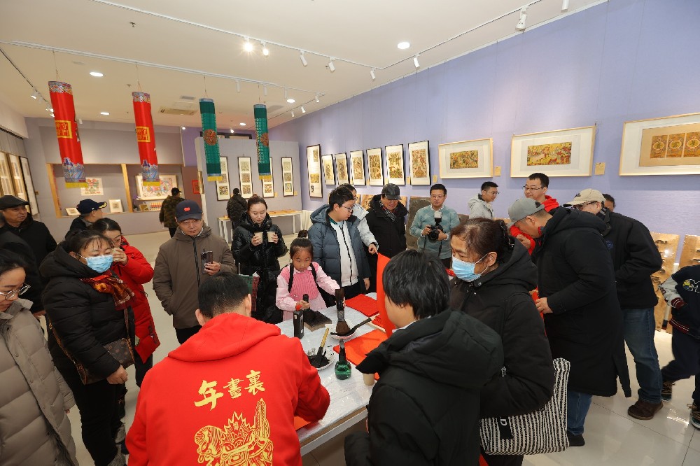 限时免费体验！亲手印一张年画，把“年味儿”带回家 ~