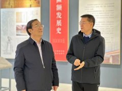 著名书法家郭继恩先生莅临崇德堂博物馆参观指导